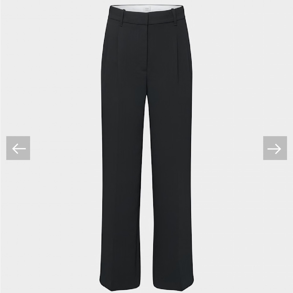 Aritzia The Effortless Pant- Crepette size 4